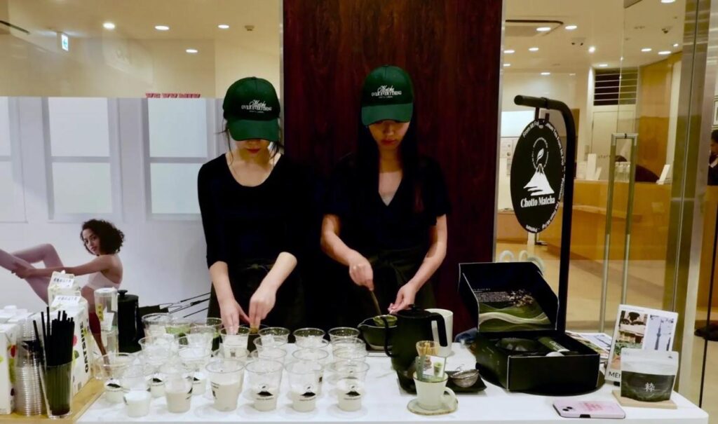 女子大生姉妹がフィリピンで抹茶ブランドを創業