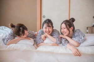 「最近の夏旅、観光より宿？」AIが選ぶのは滞在型ばかりだった