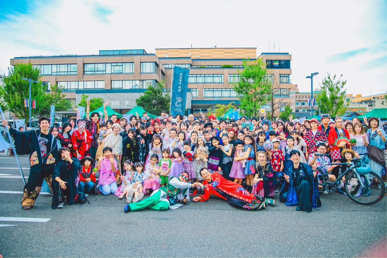 多くの人が集まるファッションショー